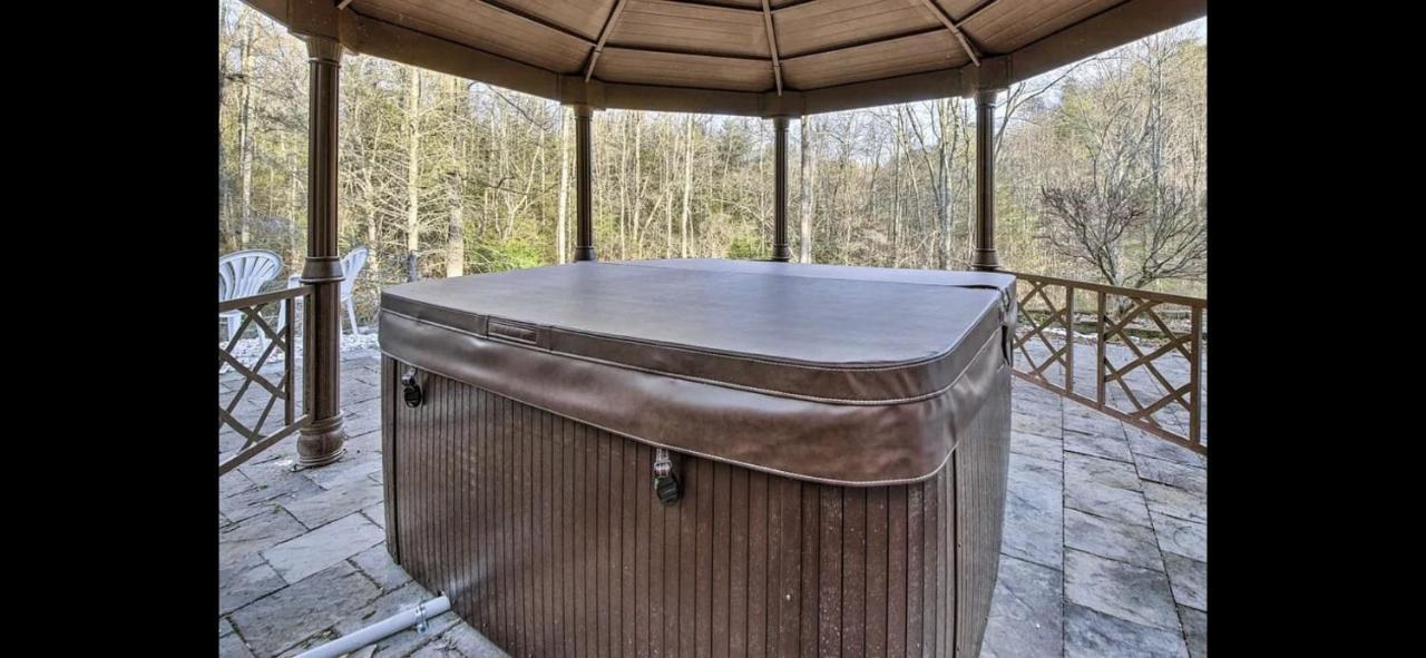 Smokey Mountain Hideaway Villa Gatlinburg Exteriör bild